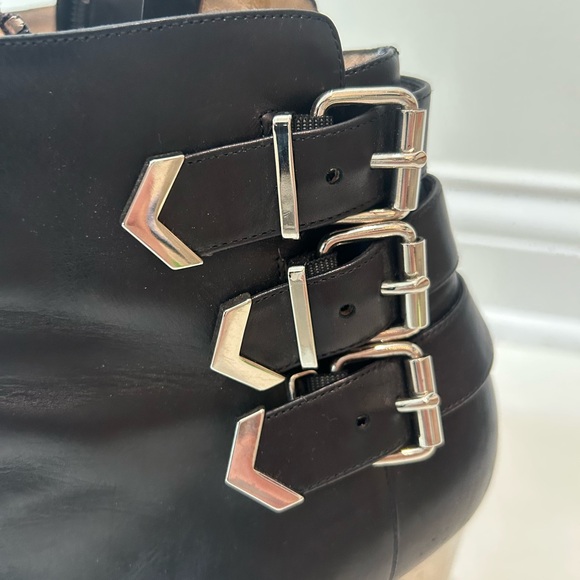 Christian Louboutin Black Leather Ankle Boots with Silver Cap Toe & Heel - Picture 6 of 16